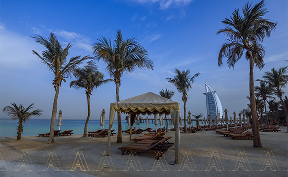 الشاطئ العام لبرج العرب
