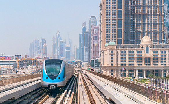  Dubai Metro