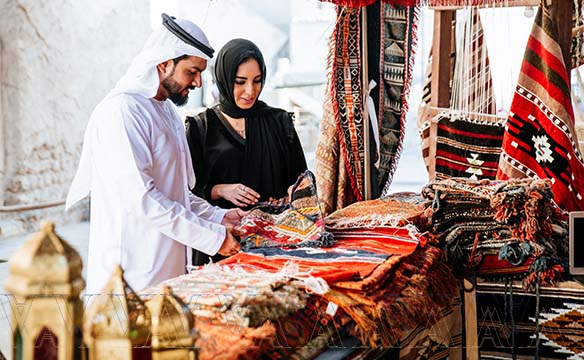 shopping in Dubai